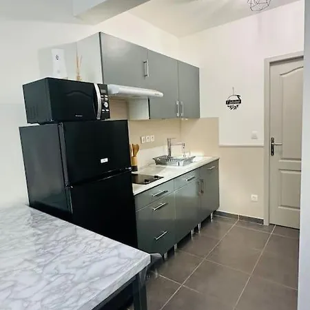 Le Petit Narbonnais A 4min A Pied De La Gare דירה